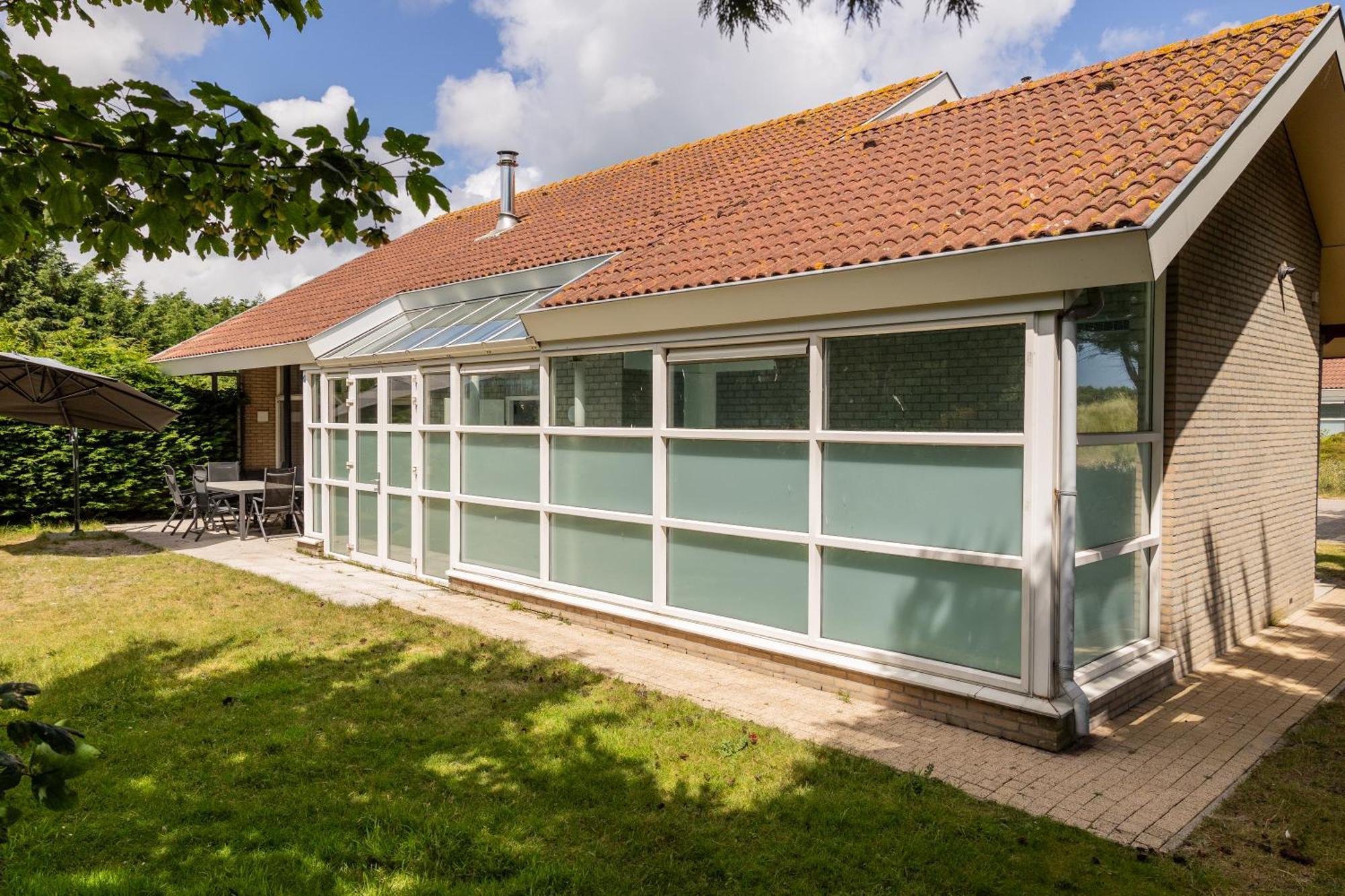 Vakantiepark Klein Vaarwater Buren  Ruang foto
