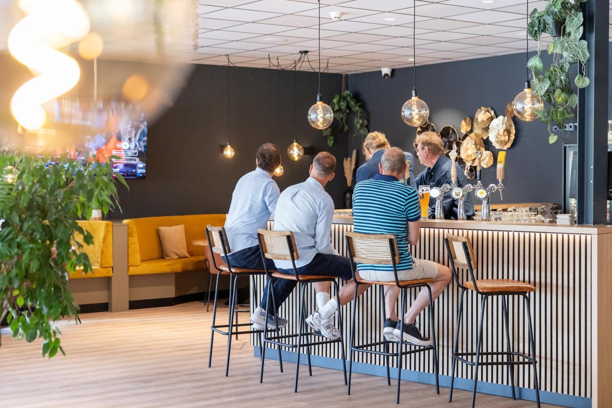 Vakantiepark Klein Vaarwater Buren  Bagian luar foto