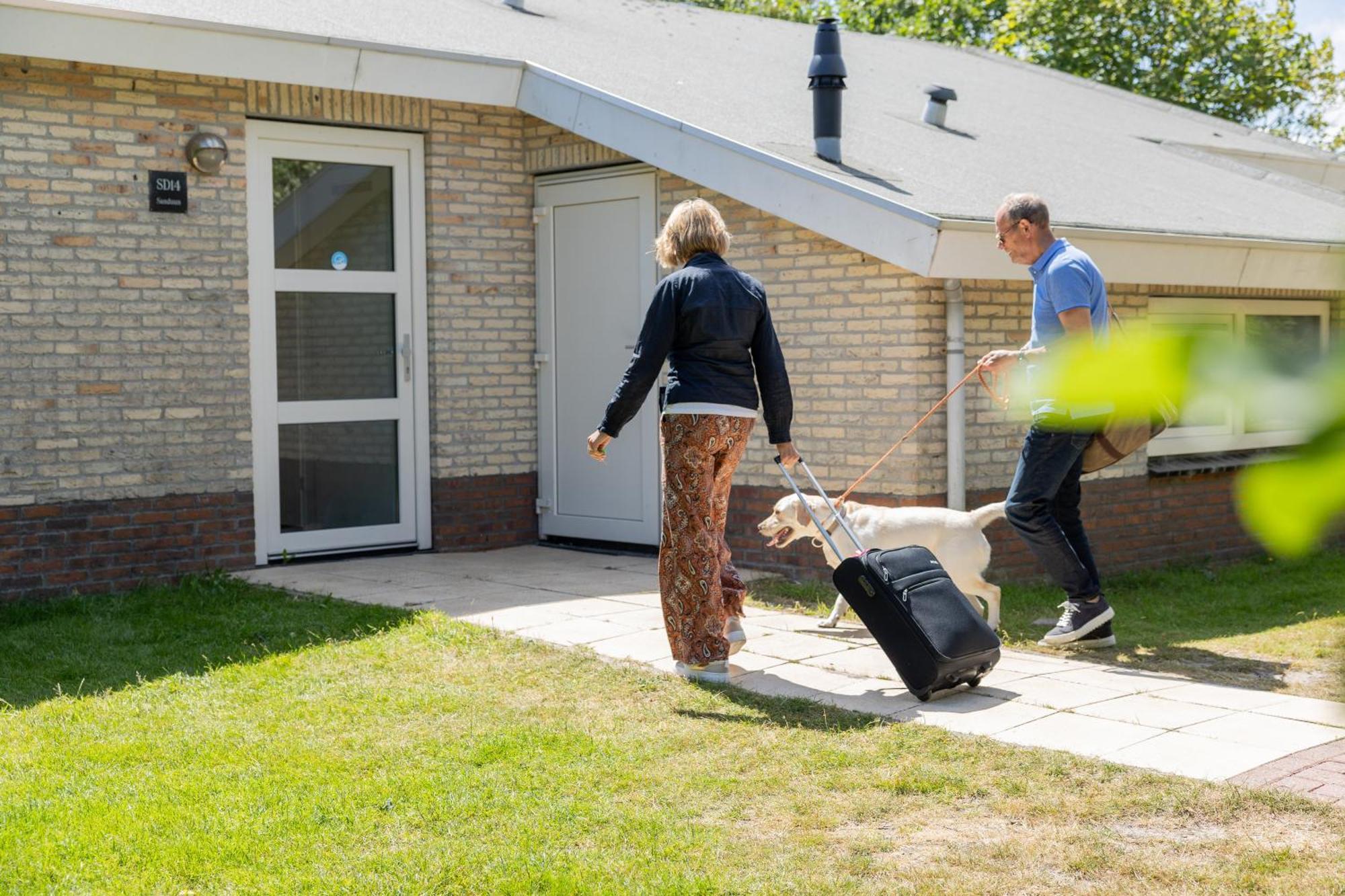 Vakantiepark Klein Vaarwater Buren  Ruang foto
