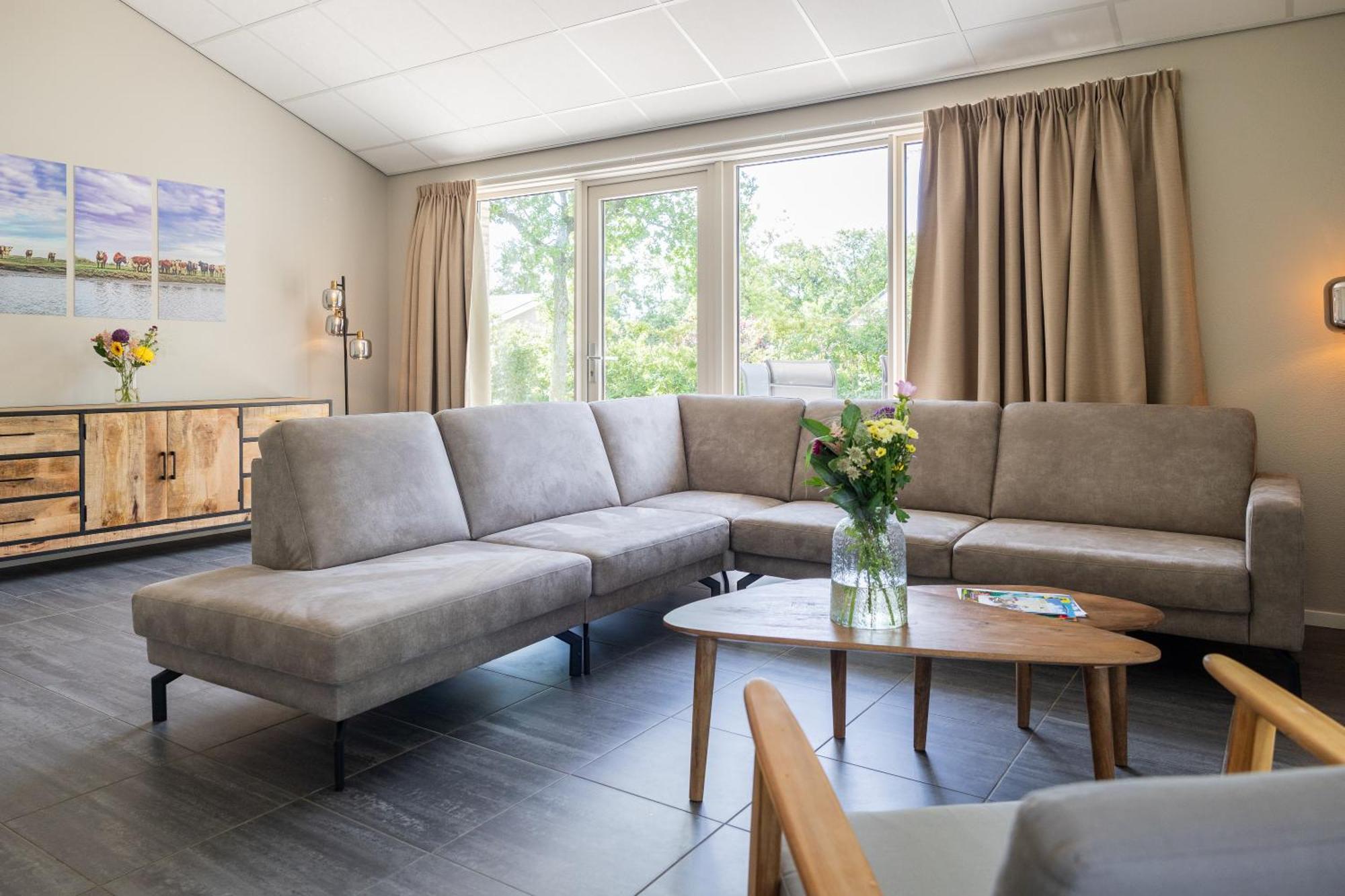 Vakantiepark Klein Vaarwater Buren  Ruang foto