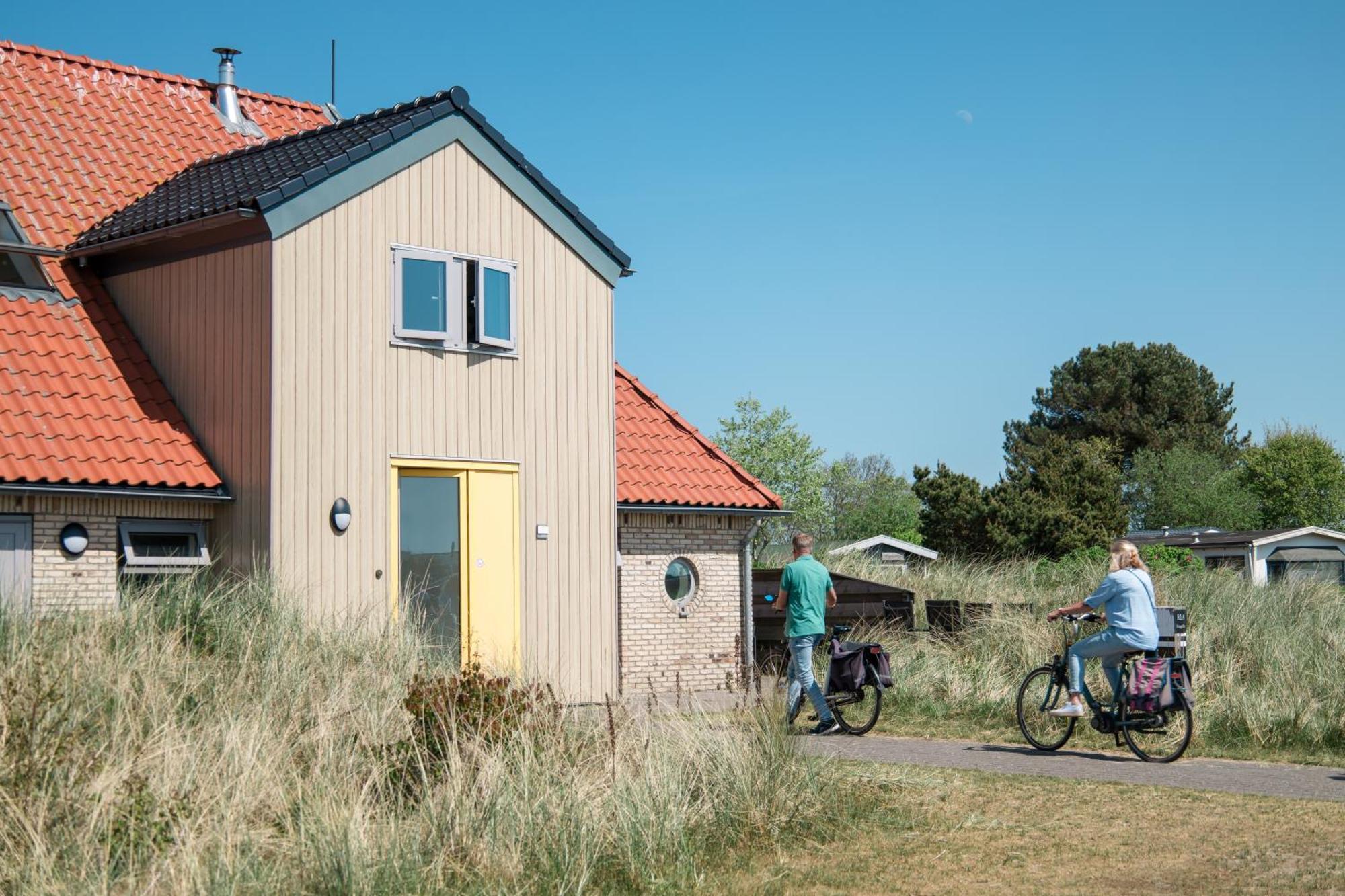 Vakantiepark Klein Vaarwater Buren  Ruang foto